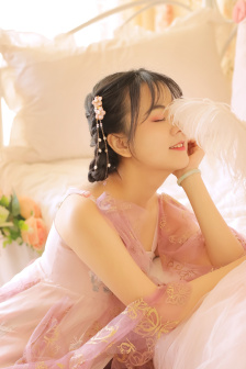 刘姝彤